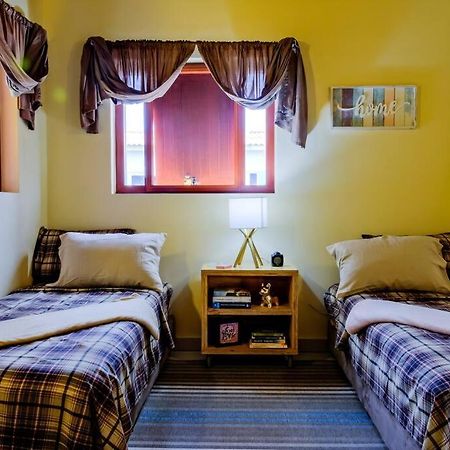 Iona'S Home: Vibrant 2Bedroom Home Near Willemstad Dış mekan fotoğraf